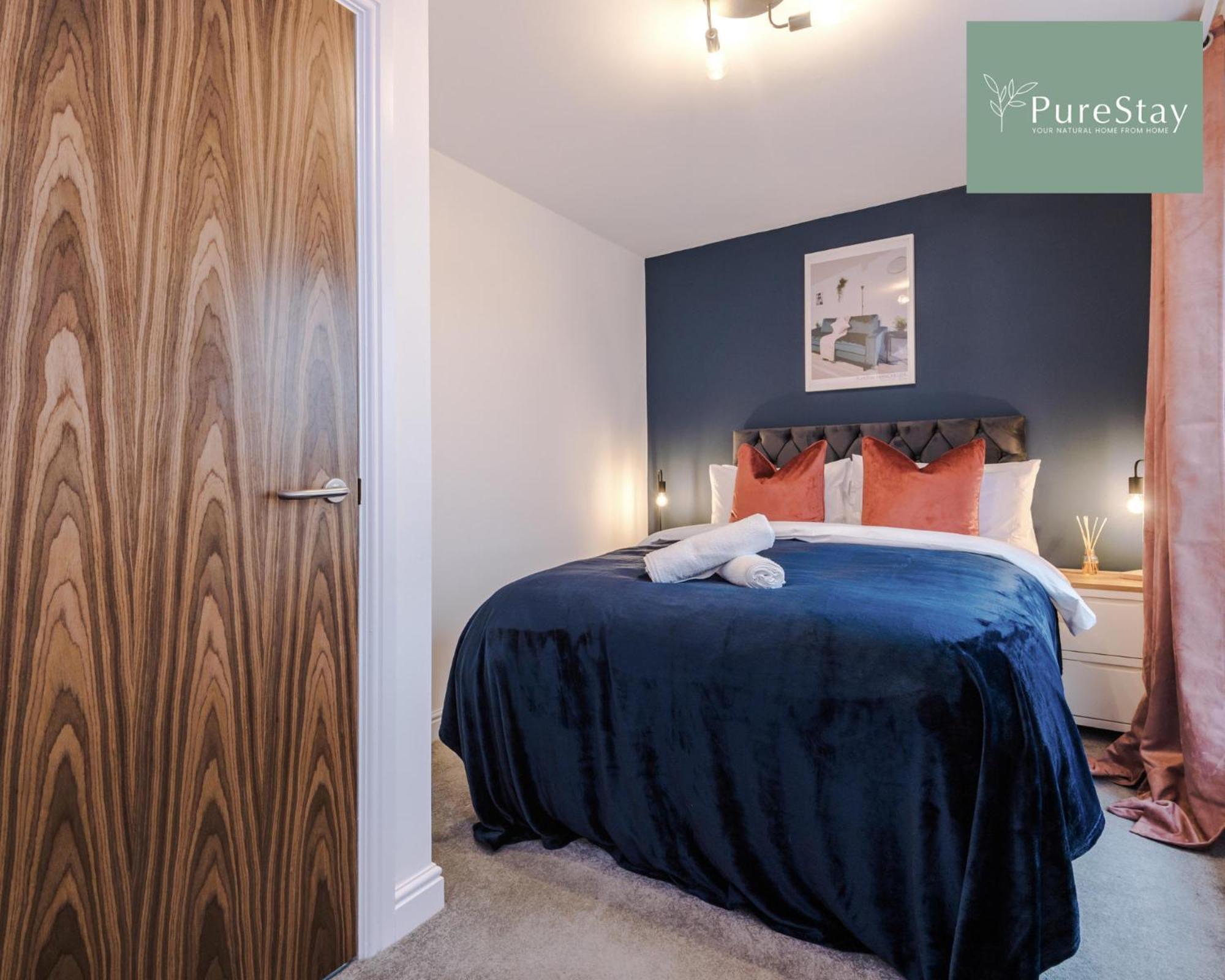 Stunning Five Bedroom Manchester House With Free Parking By Purestay Short Lets & Serviced Accommodation Zewnętrze zdjęcie