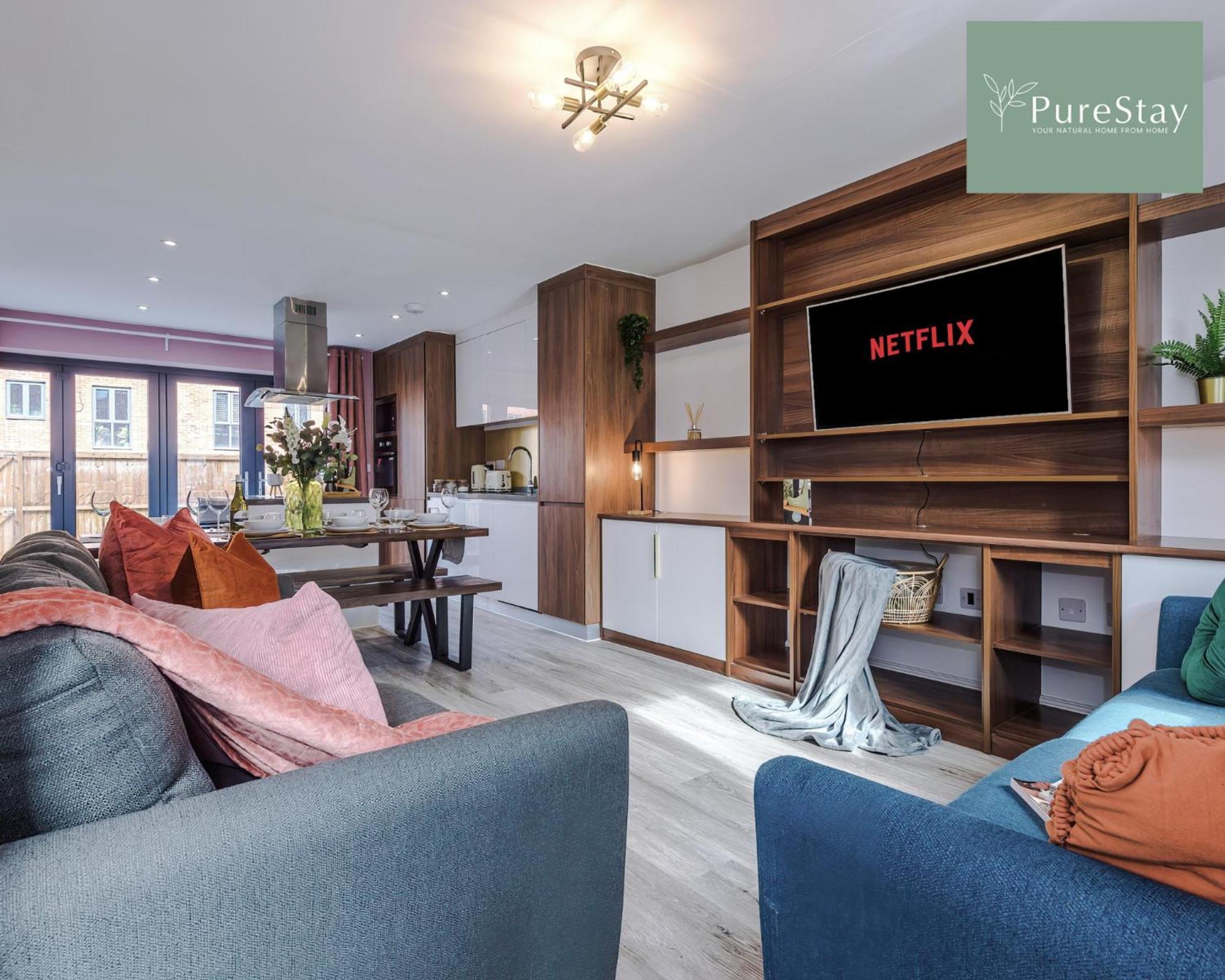 Stunning Five Bedroom Manchester House With Free Parking By Purestay Short Lets & Serviced Accommodation Zewnętrze zdjęcie